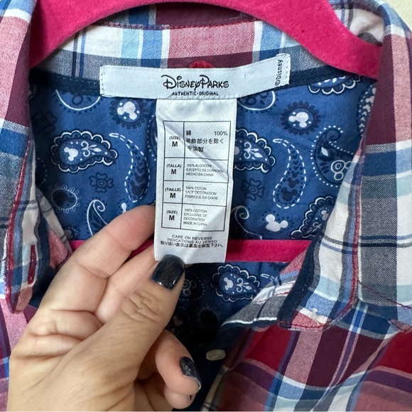 Disney Parks Red White Blue Plaid Long Sleeve Button Down Shirt Sz M EUC - Picture 5 of 6